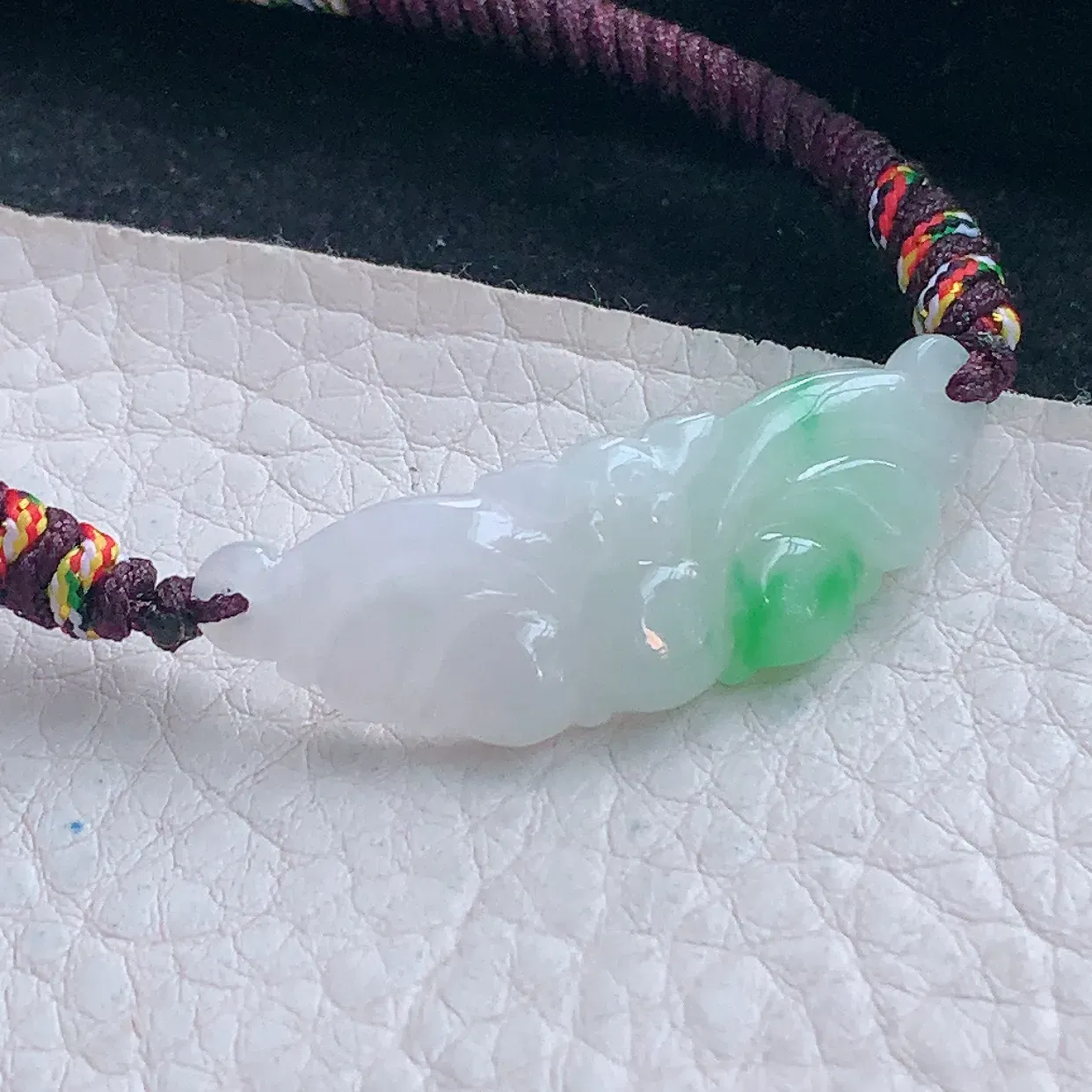 x54自然光37.5*12.2*3.2精雕翡翠a货飘绿气绵绵手牌玉手链 玉手串