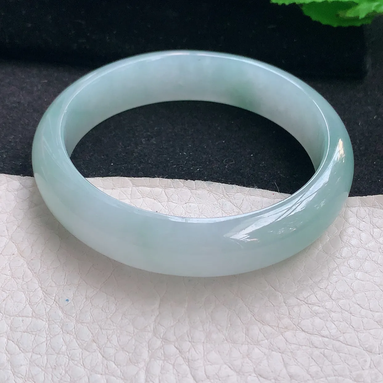 js自然光58*13.8*7.2平安镯 翡翠a货玉手镯冰晴宽边珠宝玉手环