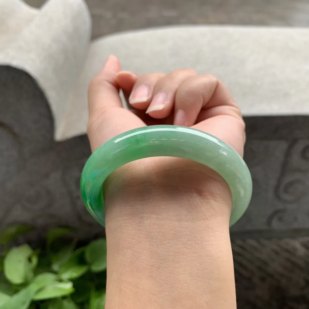 小圈口52.4-11.5-8.7 【辣绿正圈手镯】正圈52 53可戴