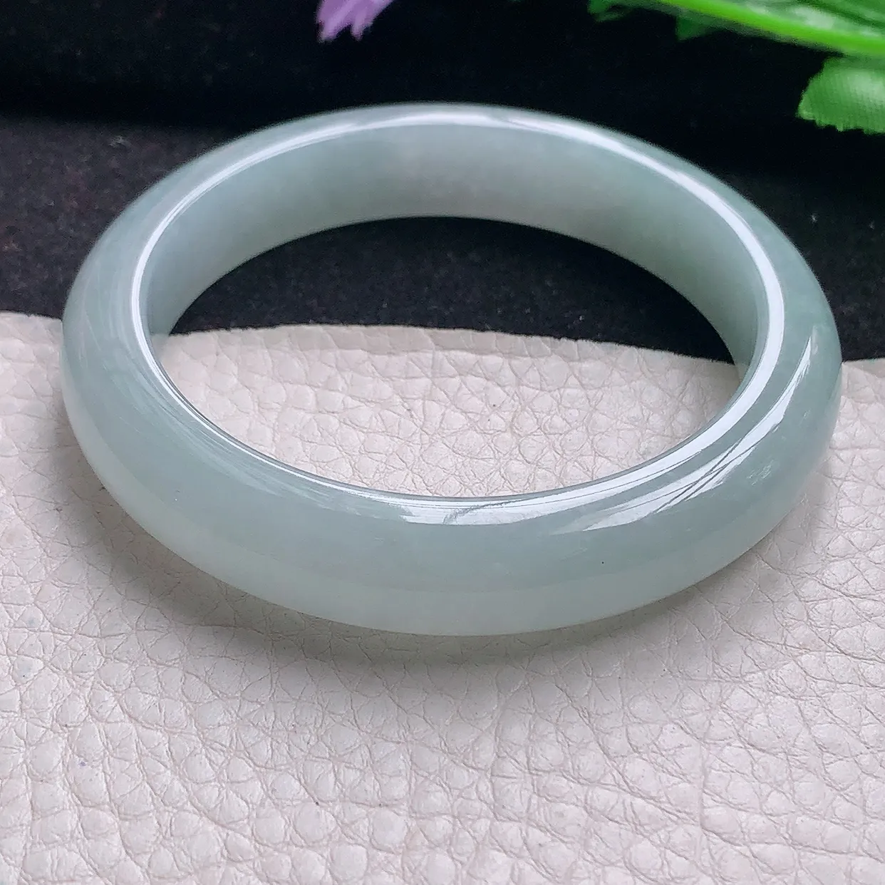 nr自然光58*12*8.5平安镯 翡翠a货玉手镯白月光宽边珠宝玉手环