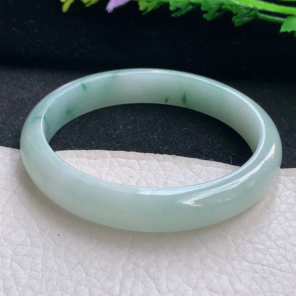 js自然光59*11*7平安镯 翡翠a货玉手镯冰飘花宽边珠宝玉手环