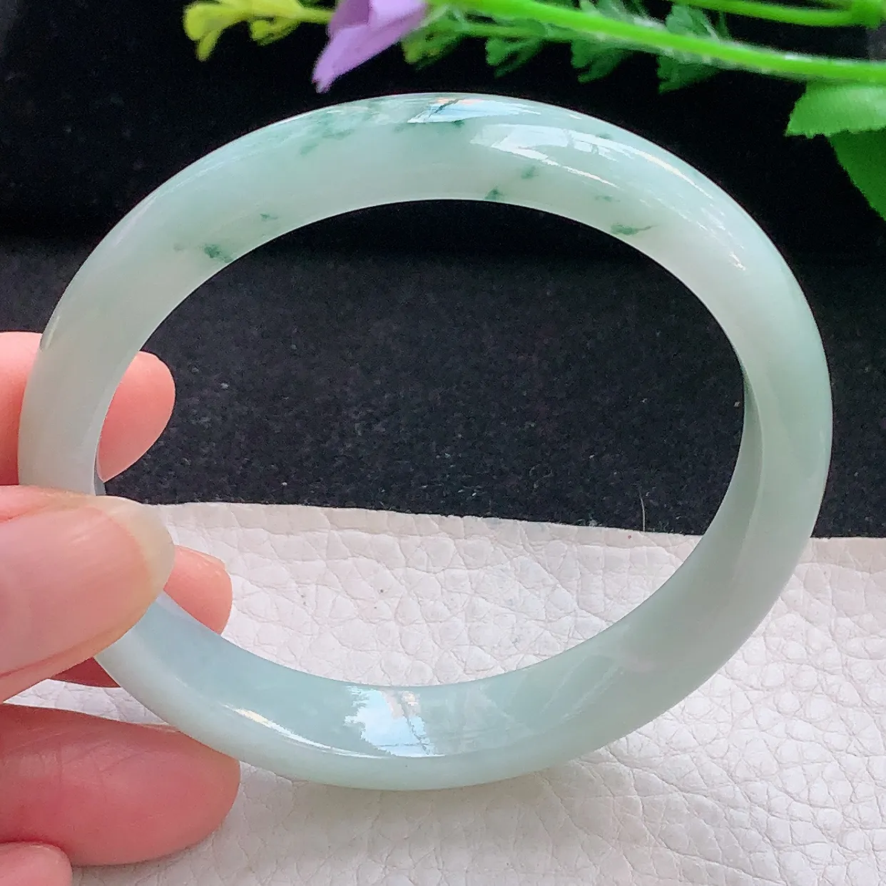 js自然光59*11*7平安镯 翡翠a货玉手镯冰飘花宽边珠宝玉手环