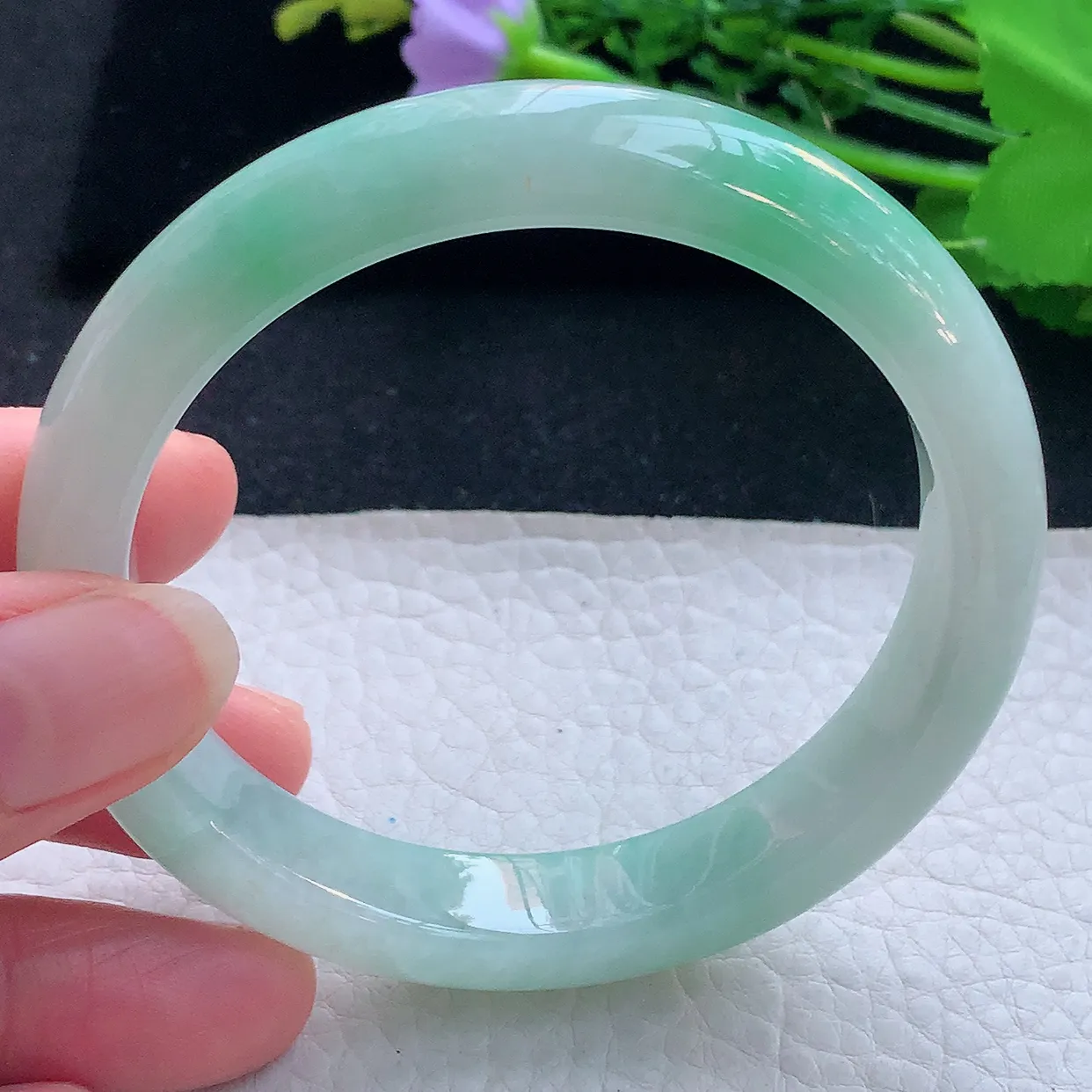 xx自然光59*11.8*8.2平安镯 翡翠a货玉手镯飘绿宽边珠宝玉手环