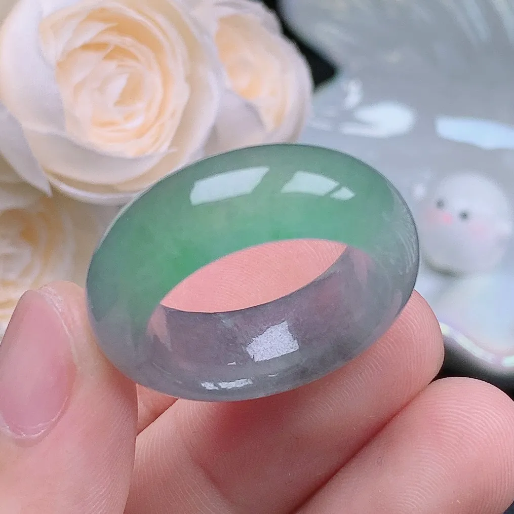 缅甸翡翠老坑冰种水润起胶半山水轮胎冰绿乌鸡戒指玉指环  水润通透 尺寸：20.4-9.6-5.2mm 24号圈口