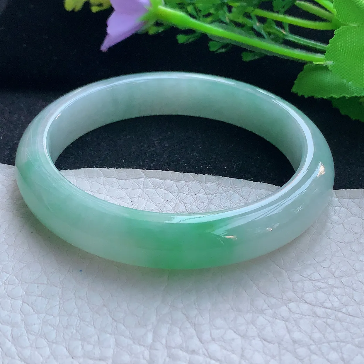 xx自然光59*11.8*8.2平安镯 翡翠a货玉手镯飘绿宽边珠宝玉手环