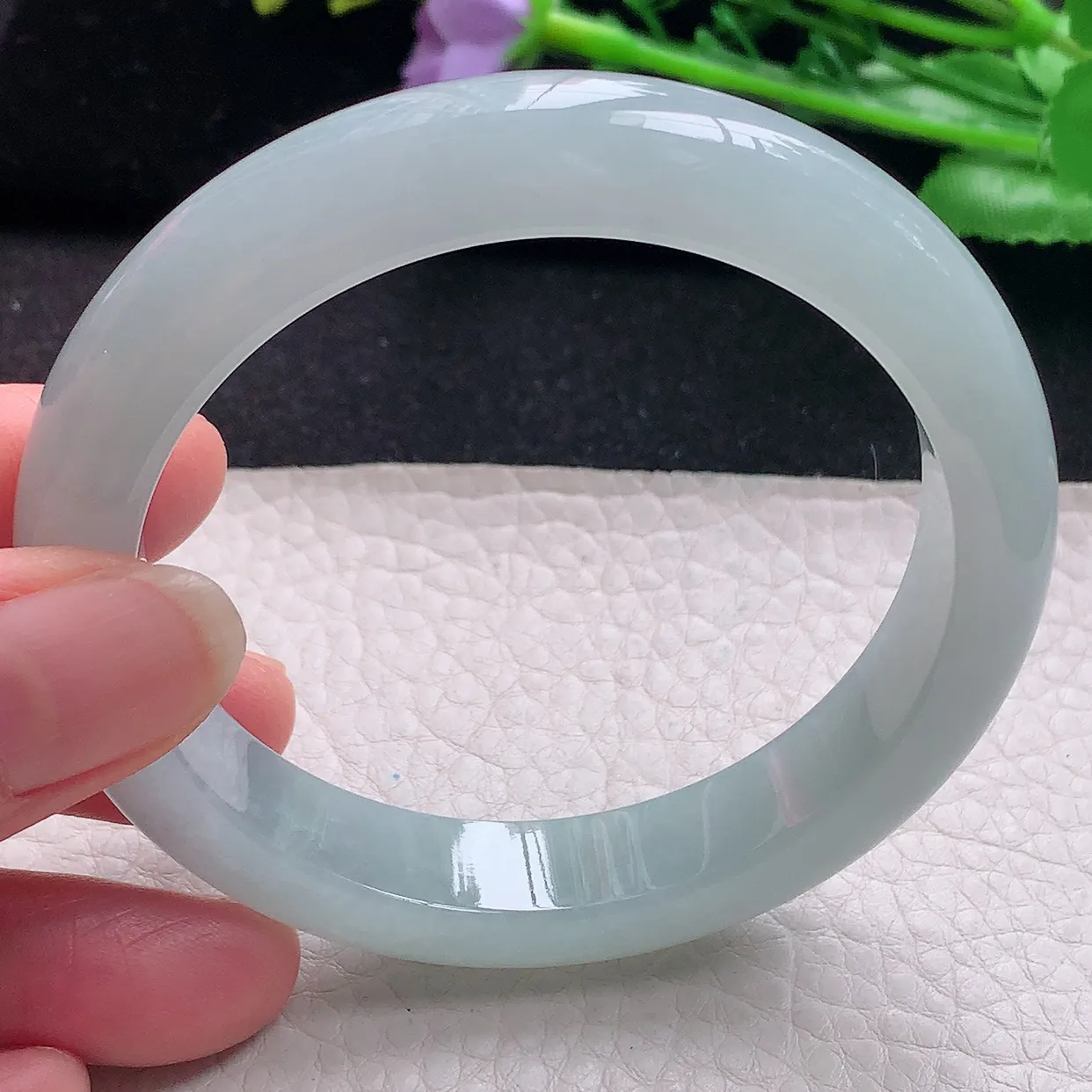 nr自然光58*12*8.5平安镯 翡翠a货玉手镯白月光宽边珠宝玉手环