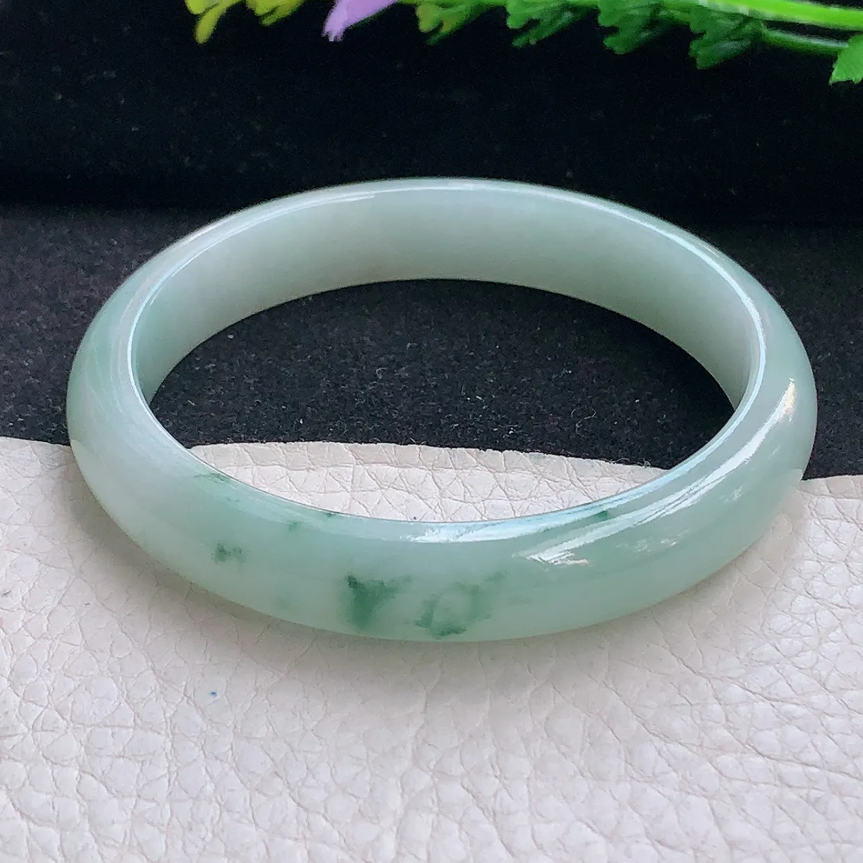 js自然光59*11*7平安镯 翡翠a货玉手镯冰飘花宽边珠宝玉手环