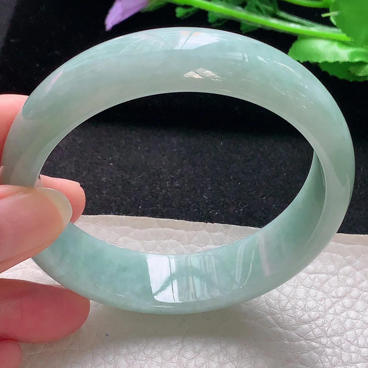 js大圈口61*17.4*7.6轮胎镯 翡翠a货玉手镯清新宽边珠宝玉手环