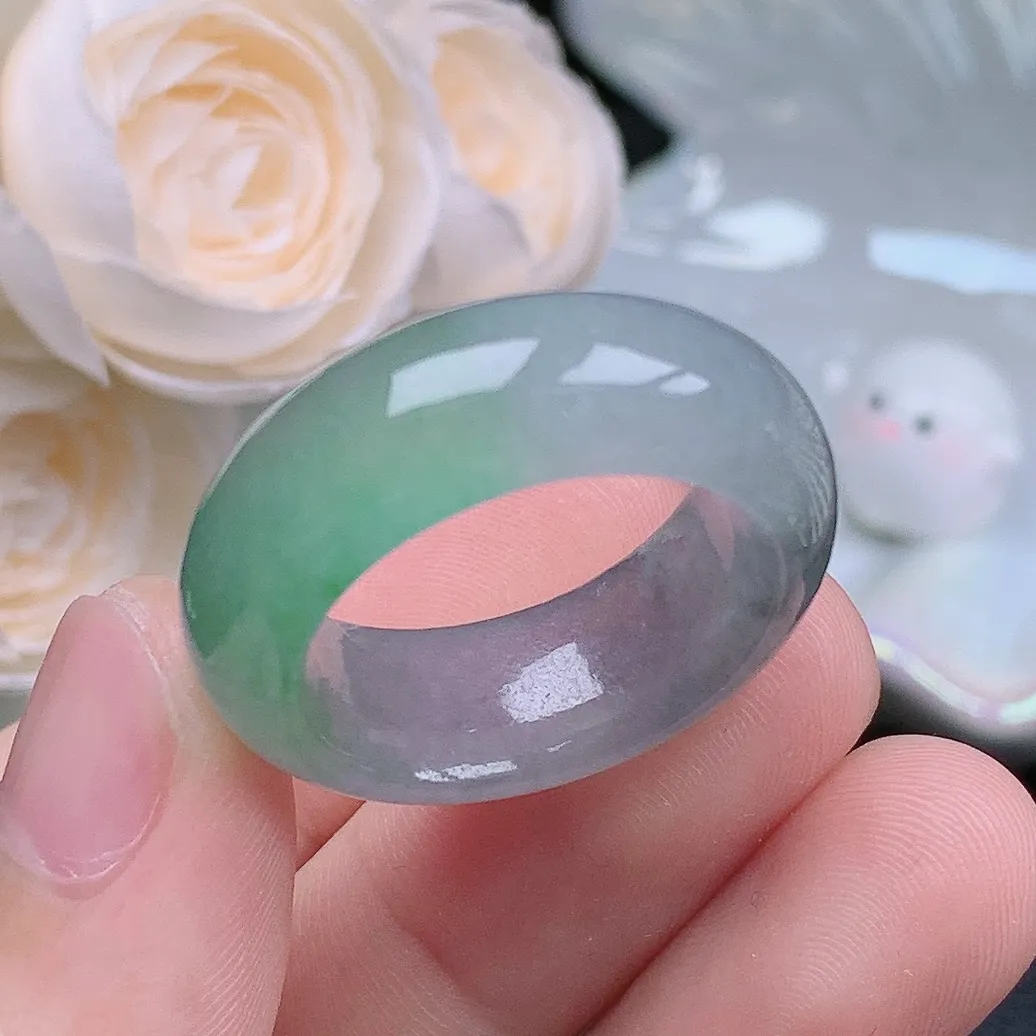 缅甸翡翠老坑冰种水润起胶半山水轮胎冰绿乌鸡戒指玉指环  水润通透 尺寸：20.4-9.6-5.2mm 24号圈口