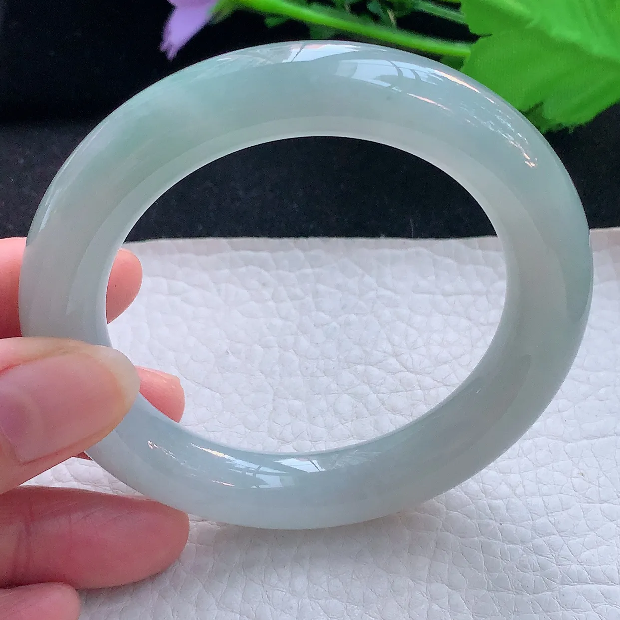 cc自然光55.5*11.5胖圆镯 翡翠a货玉手镯冰胶清新圆条珠宝玉手环