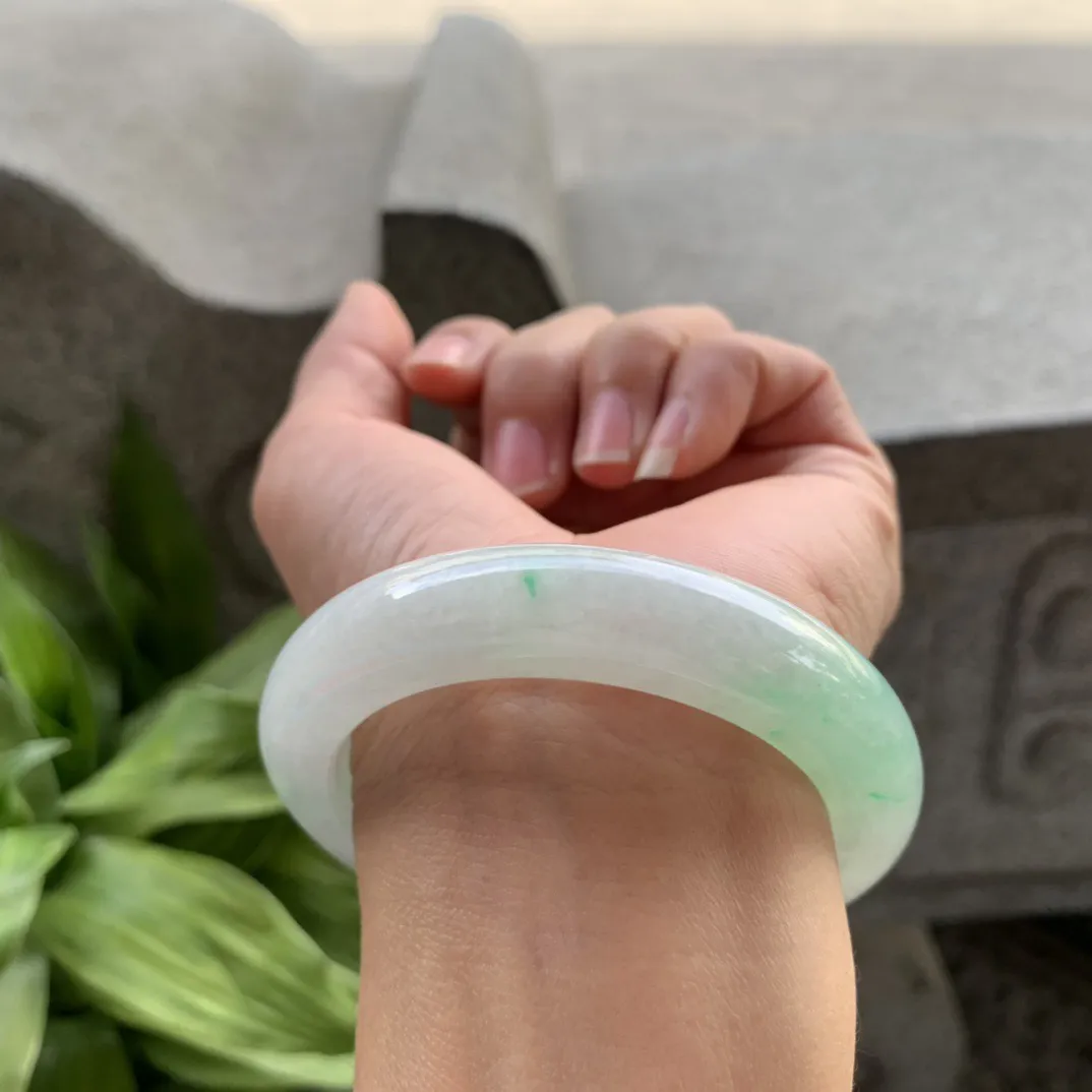 小圈口 53.9-12.4-9.3【冰飘阳绿正圈手镯】正圈54 55可戴