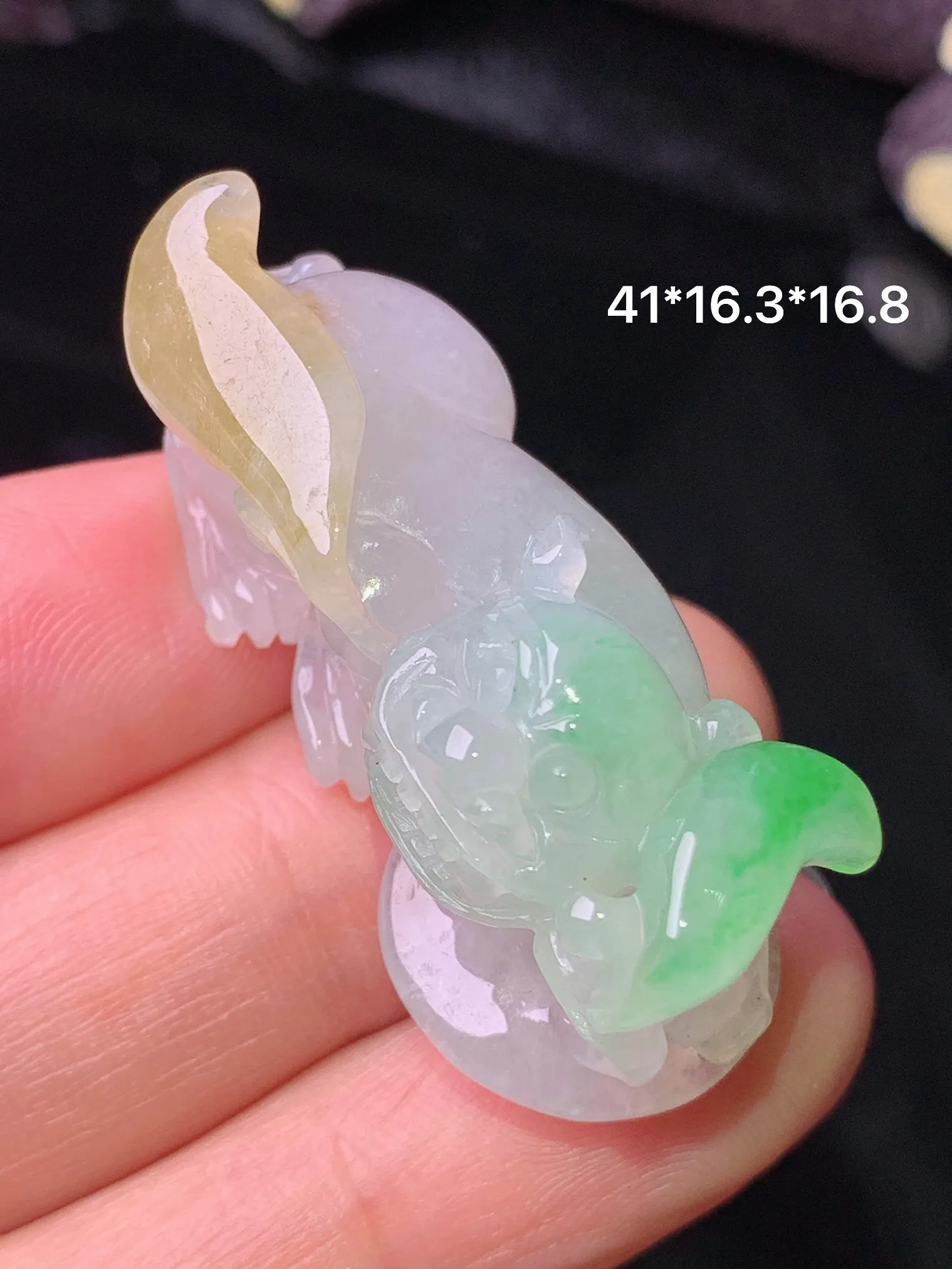 飘黄绿貔貅吊坠 玉质细腻 水润亮眼 色泽艳丽 整体尺寸41*16.3*16.8