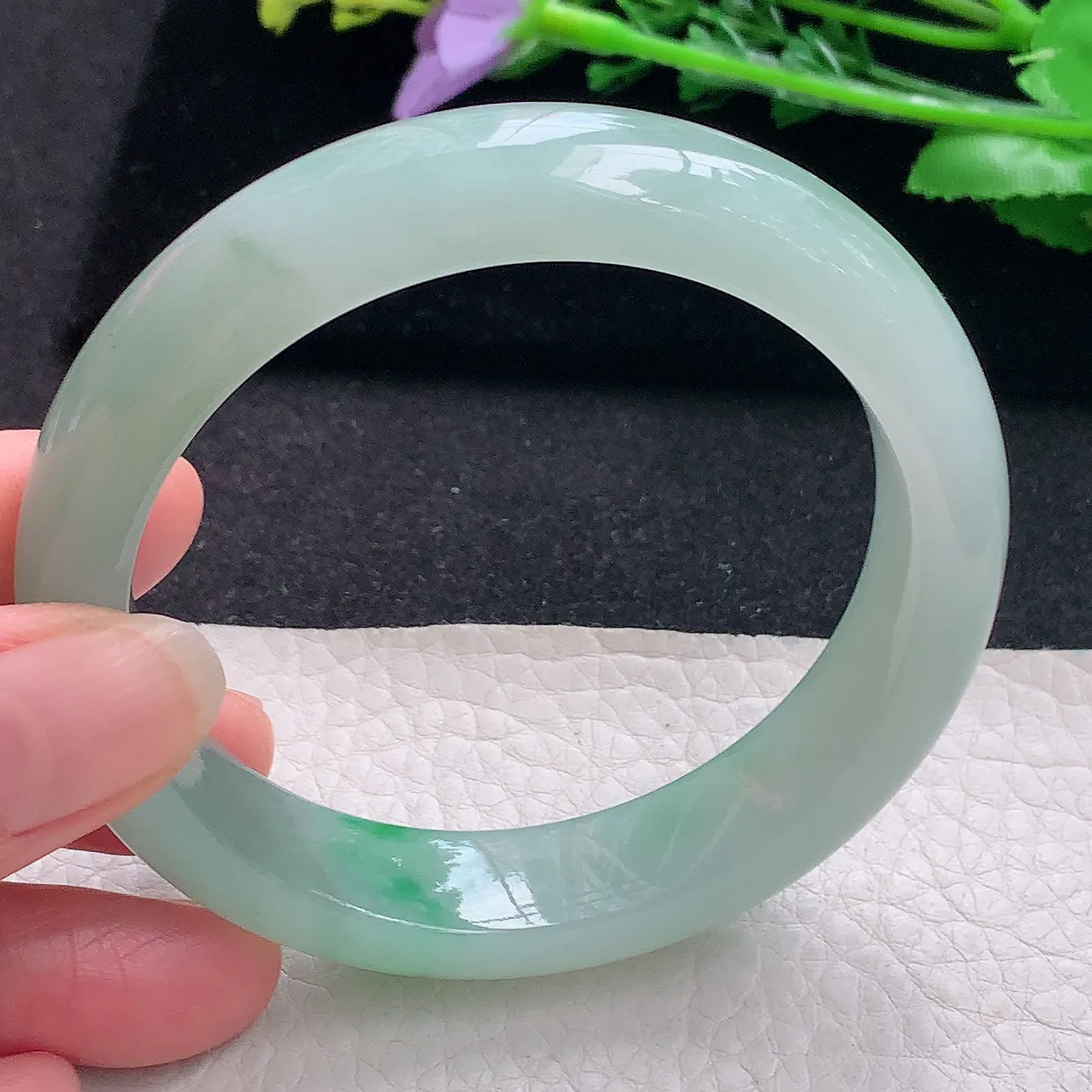 nr自然光59*13.8*8.8轮胎镯 翡翠a货玉手镯冰飘绿宽边珠宝玉手环