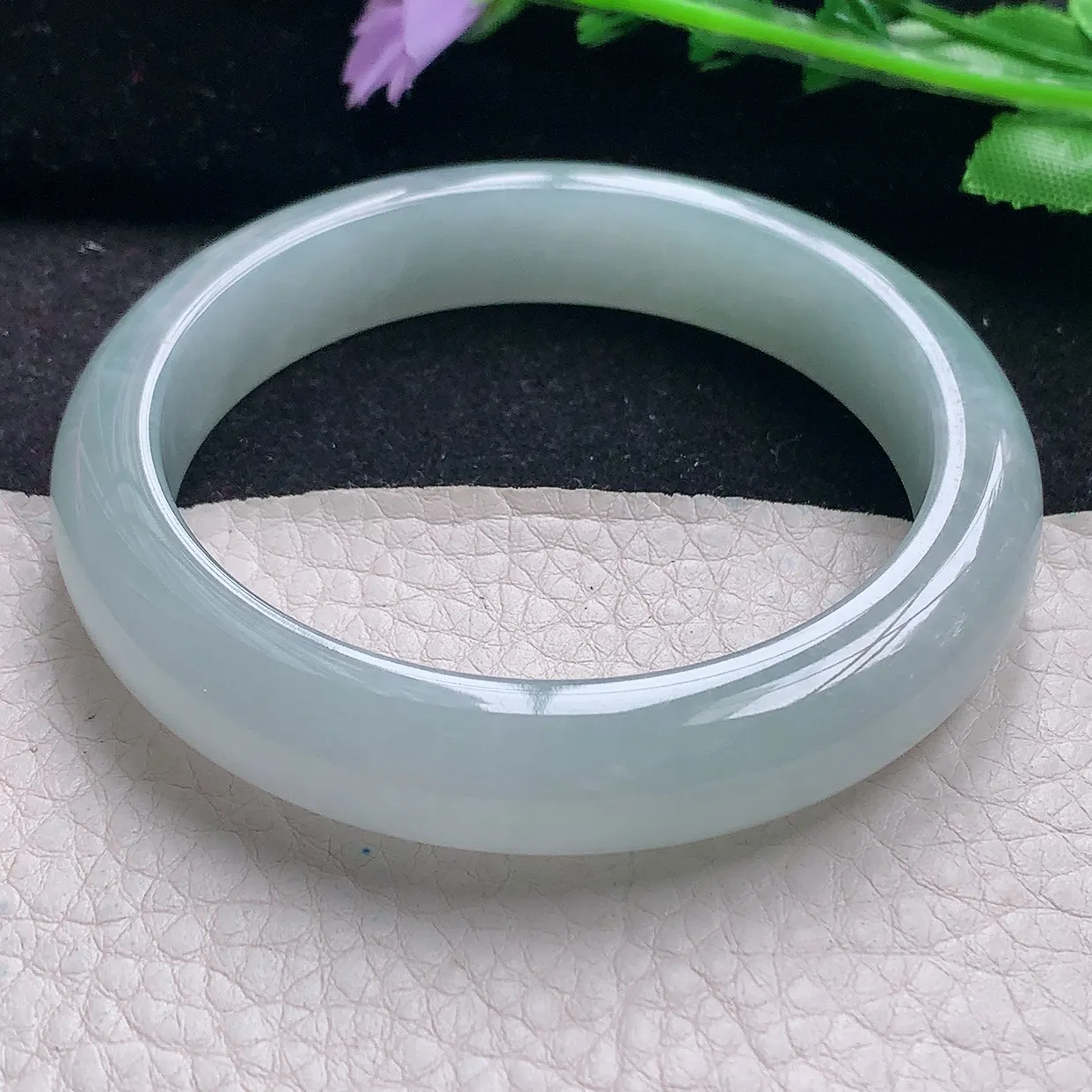 nr自然光58*12*8.5平安镯 翡翠a货玉手镯白月光宽边珠宝玉手环