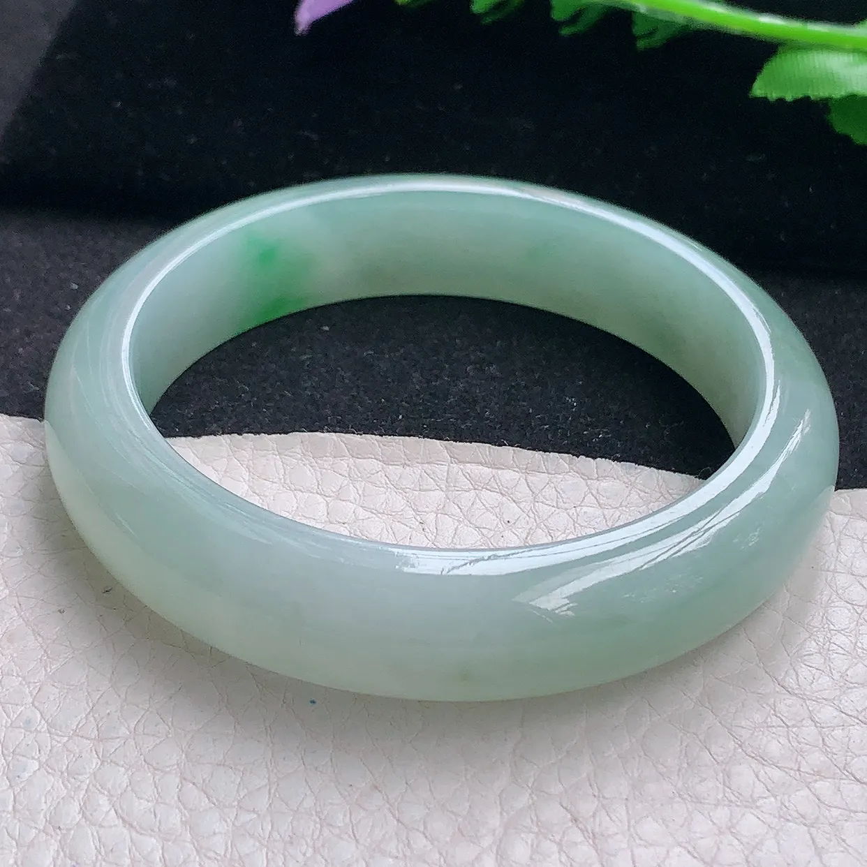 nr自然光59*13.8*8.8轮胎镯 翡翠a货玉手镯冰飘绿宽边珠宝玉手环