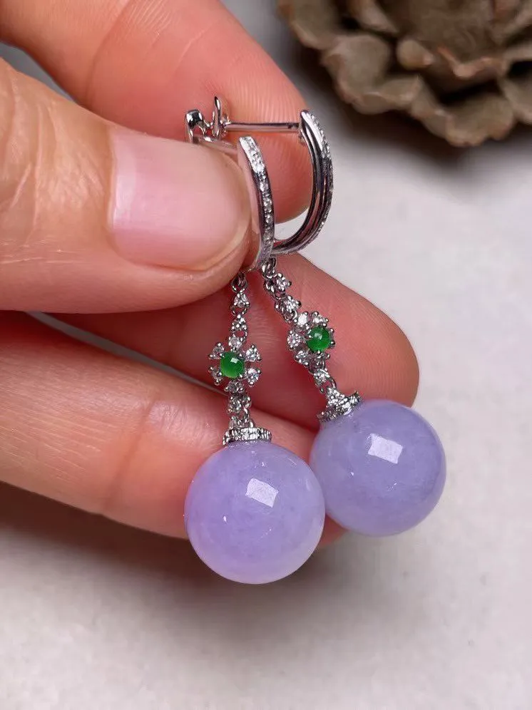 冰糯种紫罗兰圆珠耳坠、真金真钻镶嵌，种水好，玉质细腻 .裸石尺寸 11.8 .