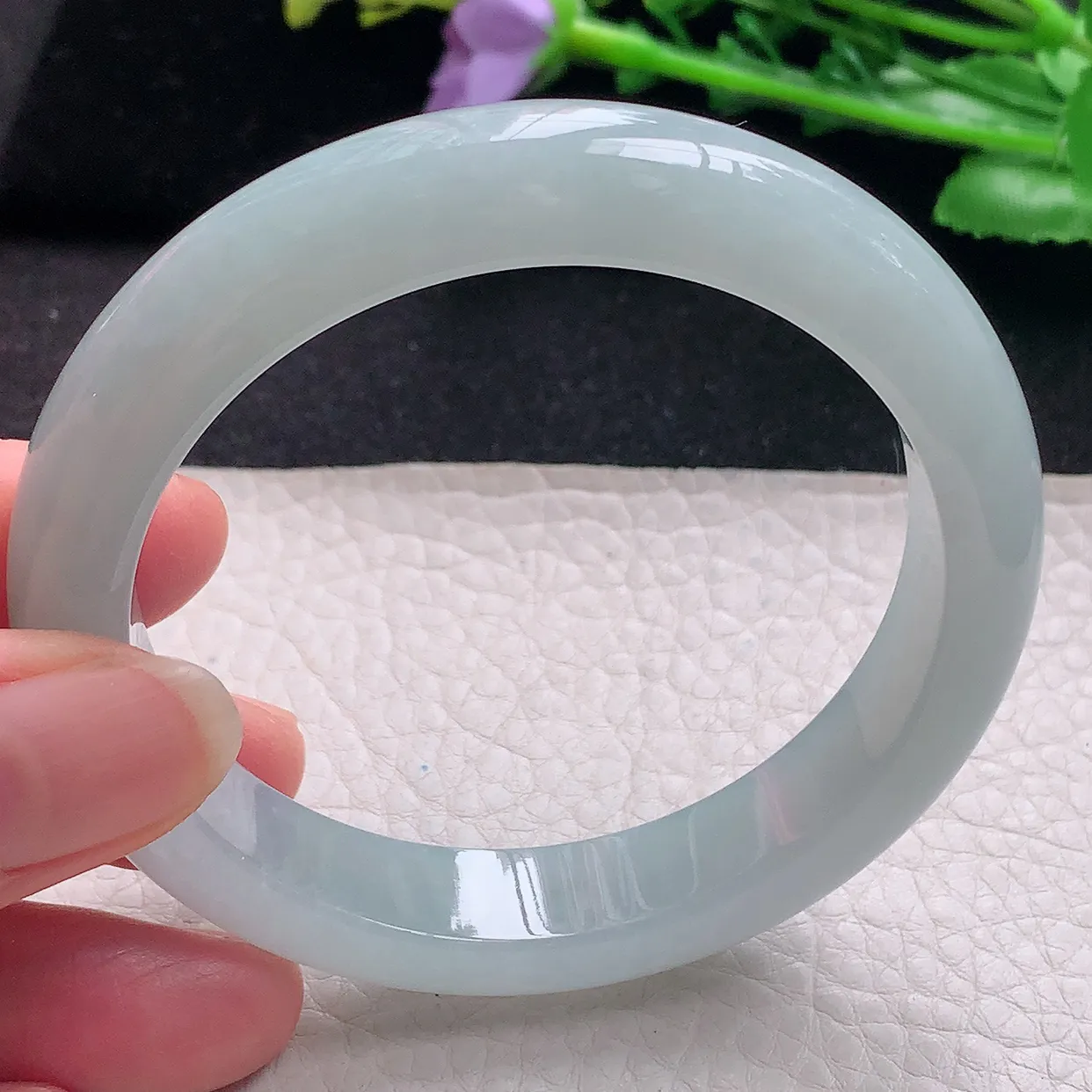 nr自然光58*12*8.5平安镯 翡翠a货玉手镯白月光宽边珠宝玉手环