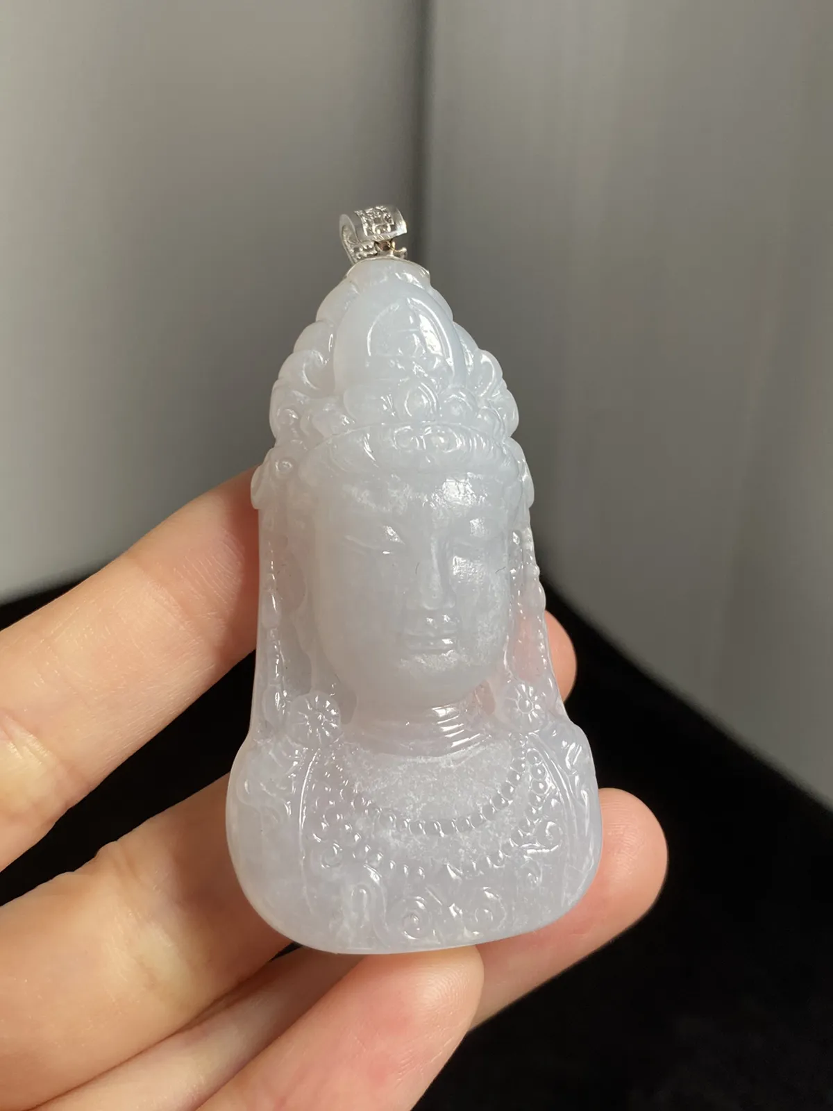 翡翠糯化种黄色翡翠，印记：G18K