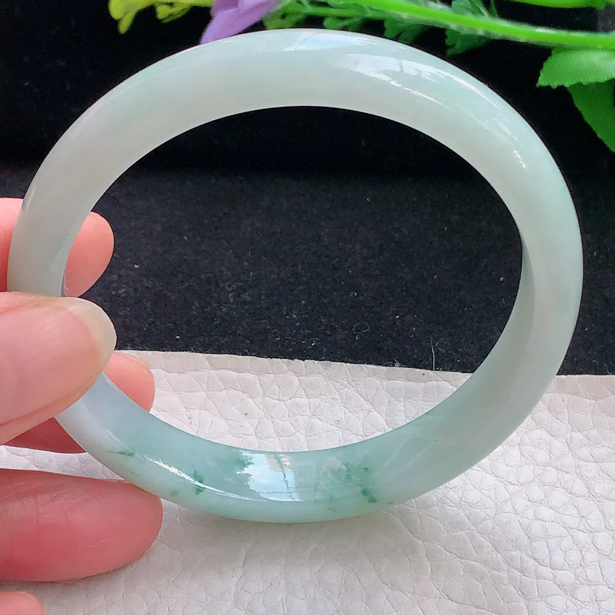 js自然光59*11*7平安镯 翡翠a货玉手镯冰飘花宽边珠宝玉手环