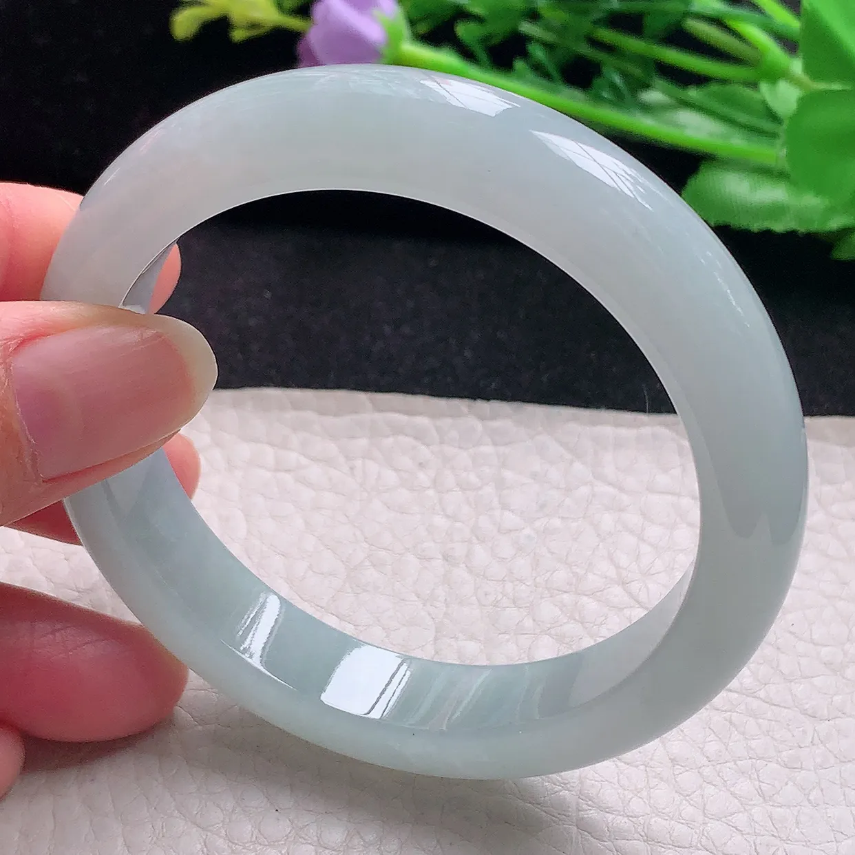 nr自然光58*12*8.5平安镯 翡翠a货玉手镯白月光宽边珠宝玉手环