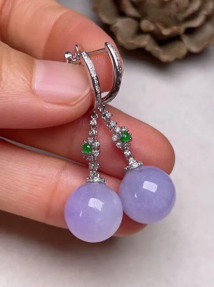 冰糯种紫罗兰圆珠耳坠、真金真钻镶嵌，种水好，玉质细腻 .裸石尺寸 11.8 .