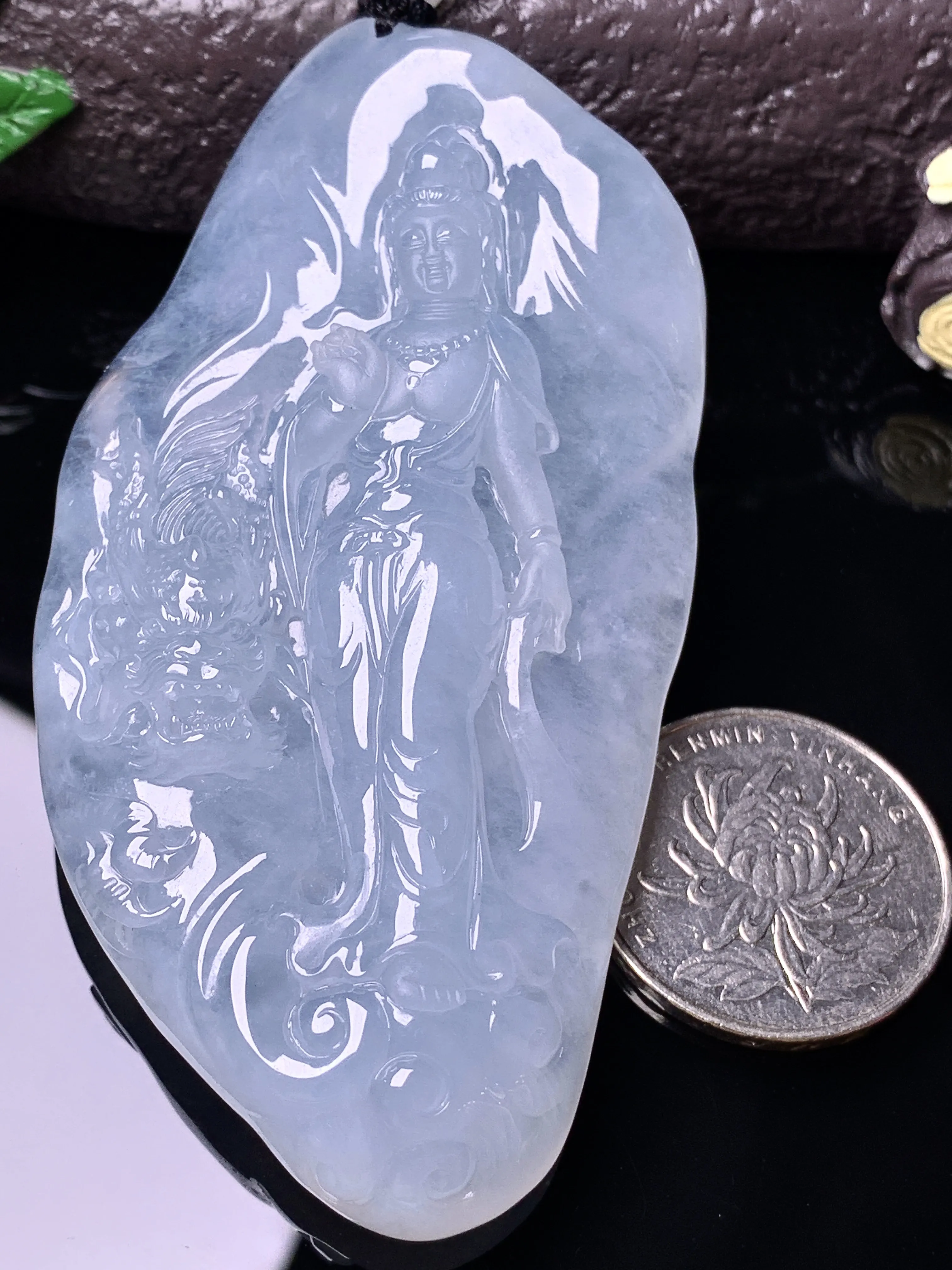 冰种文殊观音菩萨吊坠 玉质细腻 水润亮眼 色泽艳丽 整体尺寸82*42.8*12