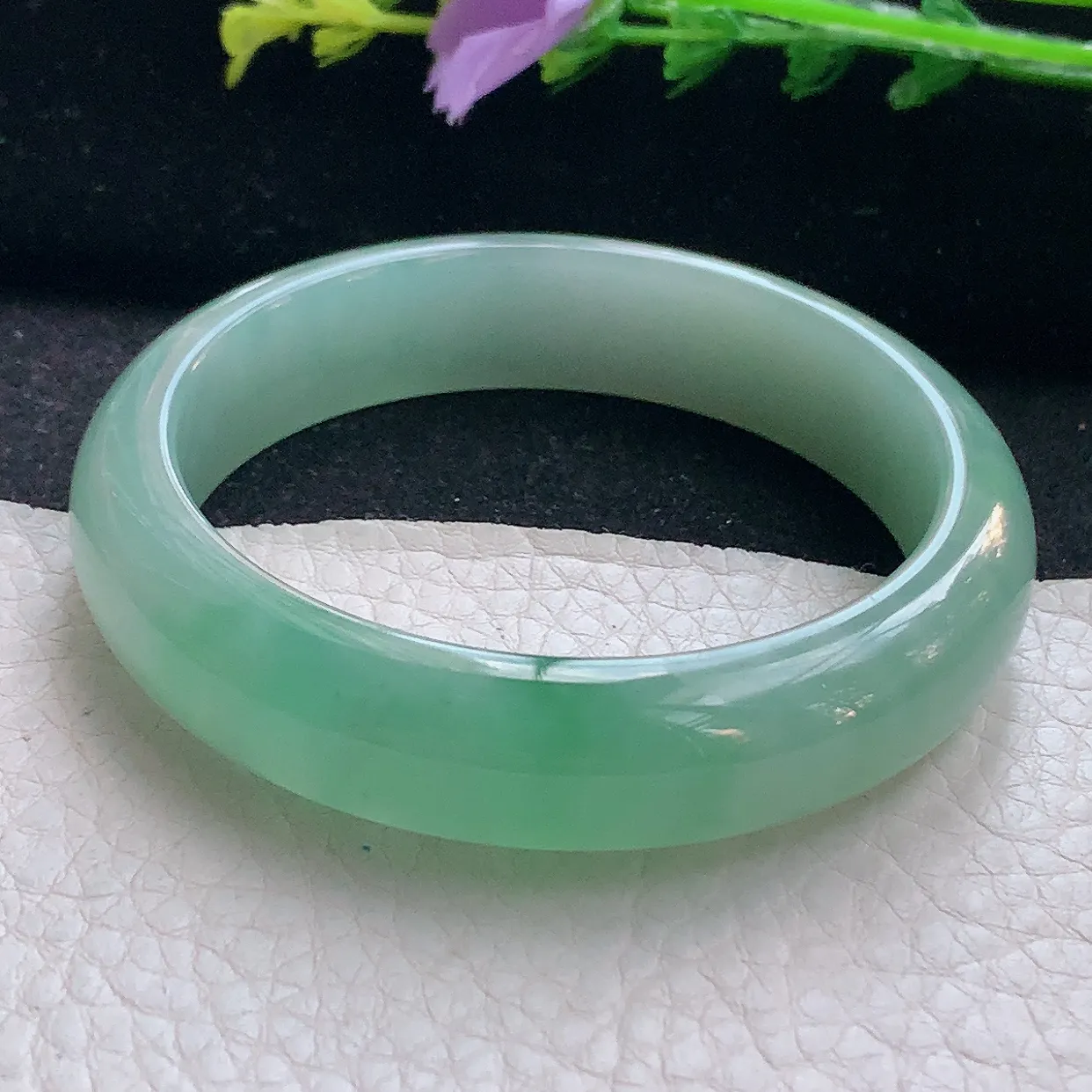 r自然光54.5*13.3*7.6平安镯 翡翠a货玉手镯冰绿宽边珠宝玉手环