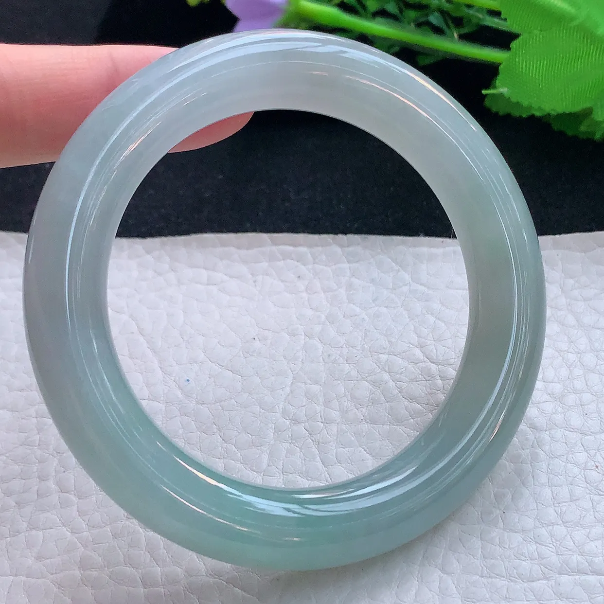 cc自然光55.5*11.5胖圆镯 翡翠a货玉手镯冰胶清新圆条珠宝玉手环