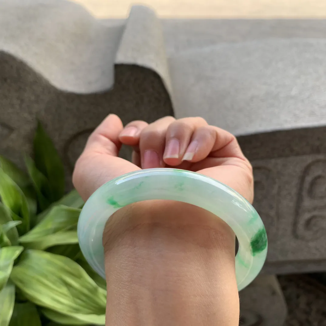 圈口57-11.8-11.3 【飘绿花圆条手镯】圆条57 58可戴