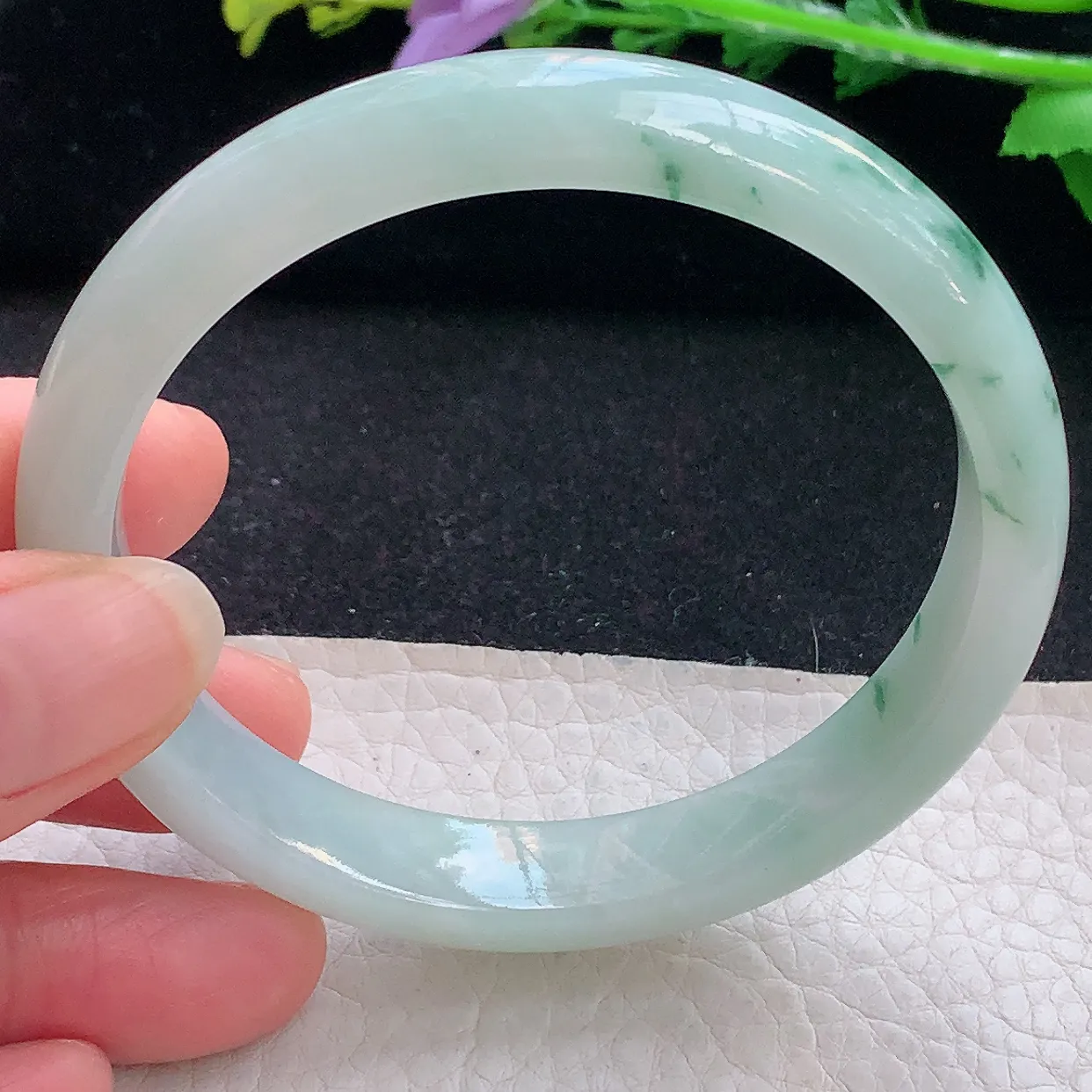 js自然光59*11*7平安镯 翡翠a货玉手镯冰飘花宽边珠宝玉手环