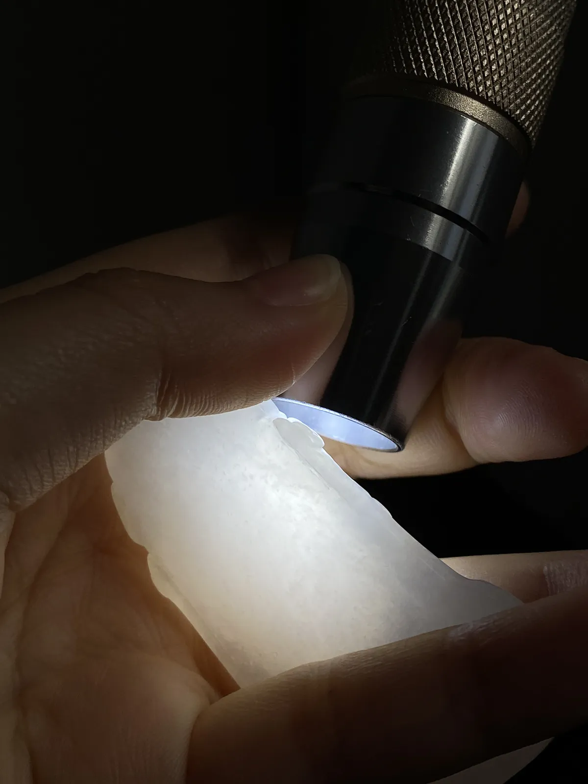 翡翠糯化种黄色翡翠，印记：G18K