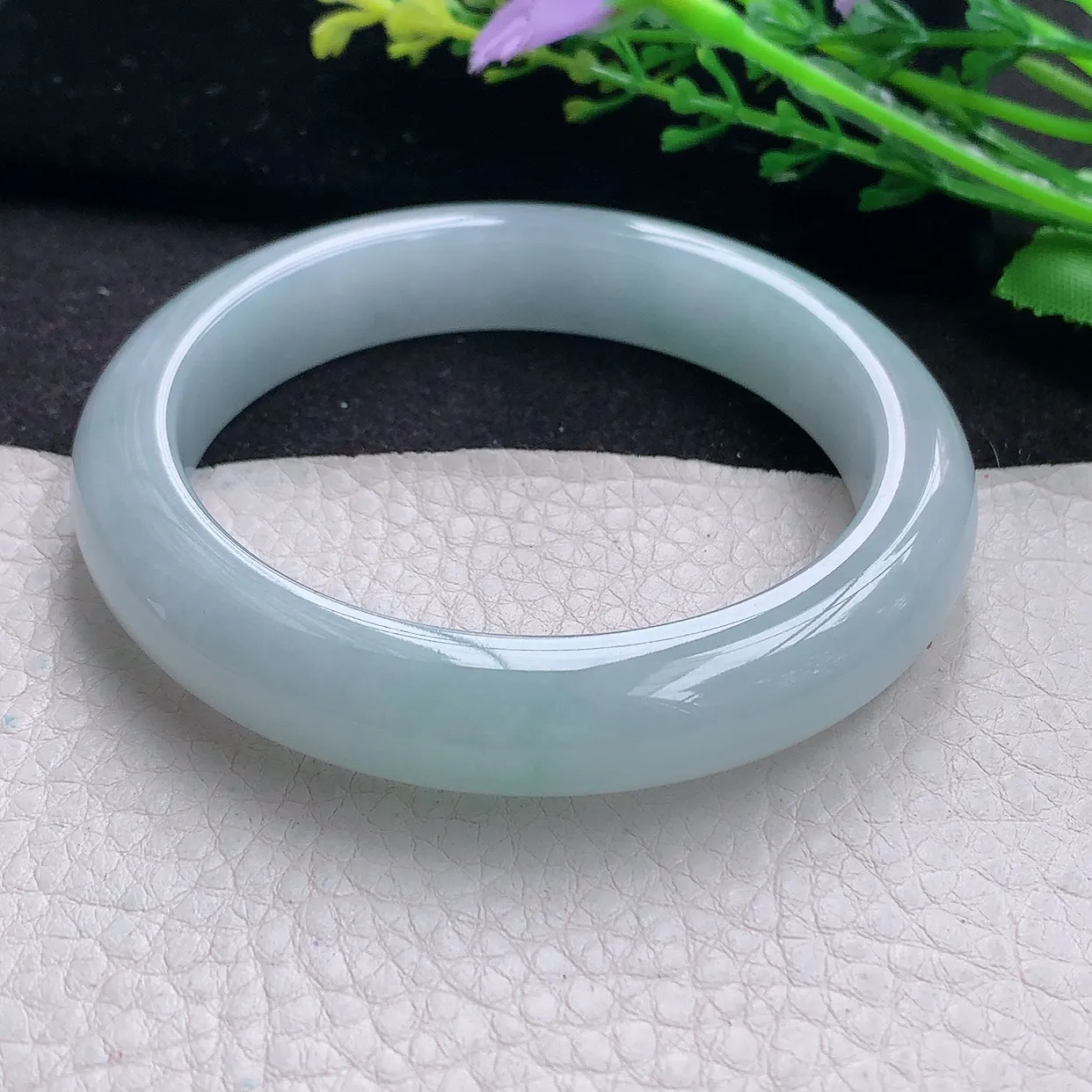 r自然光59*12*9.2平安镯 翡翠a货玉手镯冰胶白月光宽边珠宝玉手环