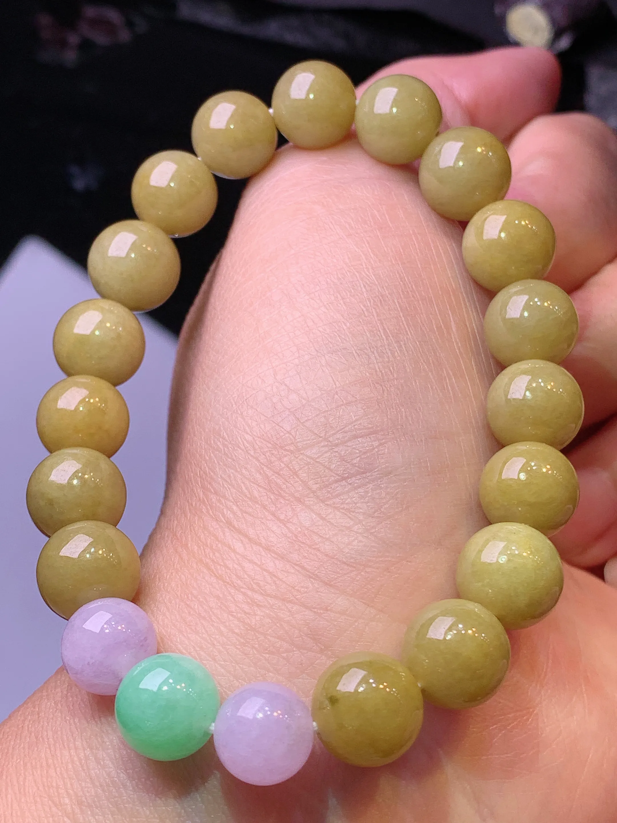黄翡圆珠手链 玉质细腻 水润亮眼 色泽艳丽 整体尺寸9.8