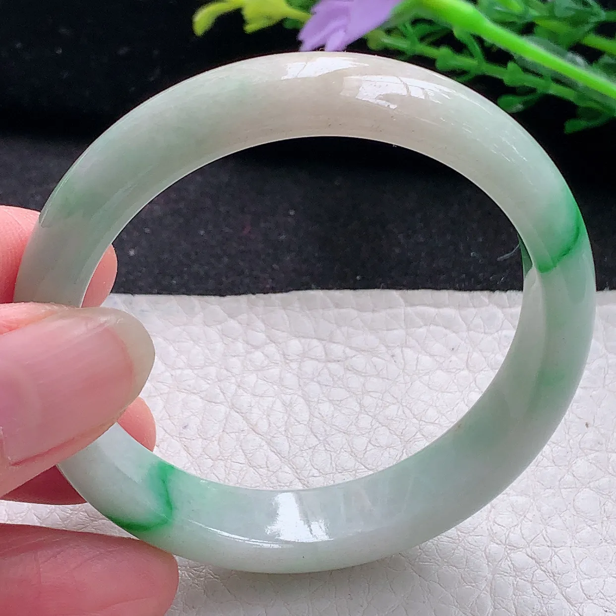 xx小圈口51*12.3*6.8平安镯 翡翠a货玉手镯飘绿宽边珠宝玉手环