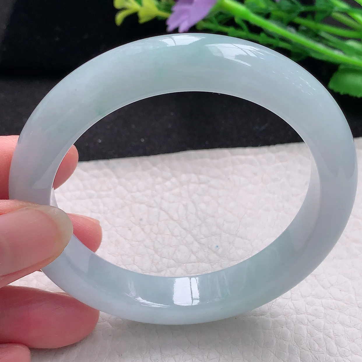 r自然光59*12*9.2平安镯 翡翠a货玉手镯冰胶白月光宽边珠宝玉手环