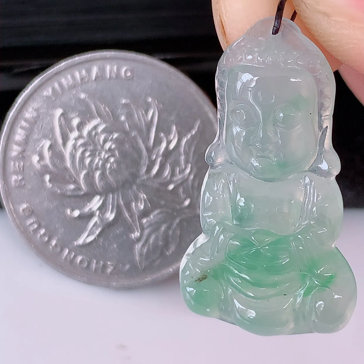 自然光实拍，冰种飘花翡翠保平安宝宝佛吊坠，一生平安，玉质莹润，佩戴佳品，#46.13