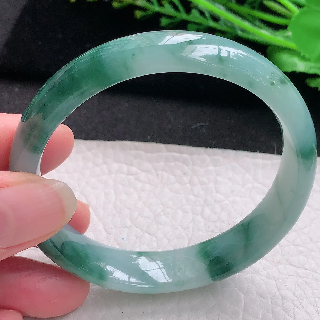 nr自然光57.5*13.2*7.2平安镯 翡翠a货玉手镯飘蓝花宽边珠宝玉手环