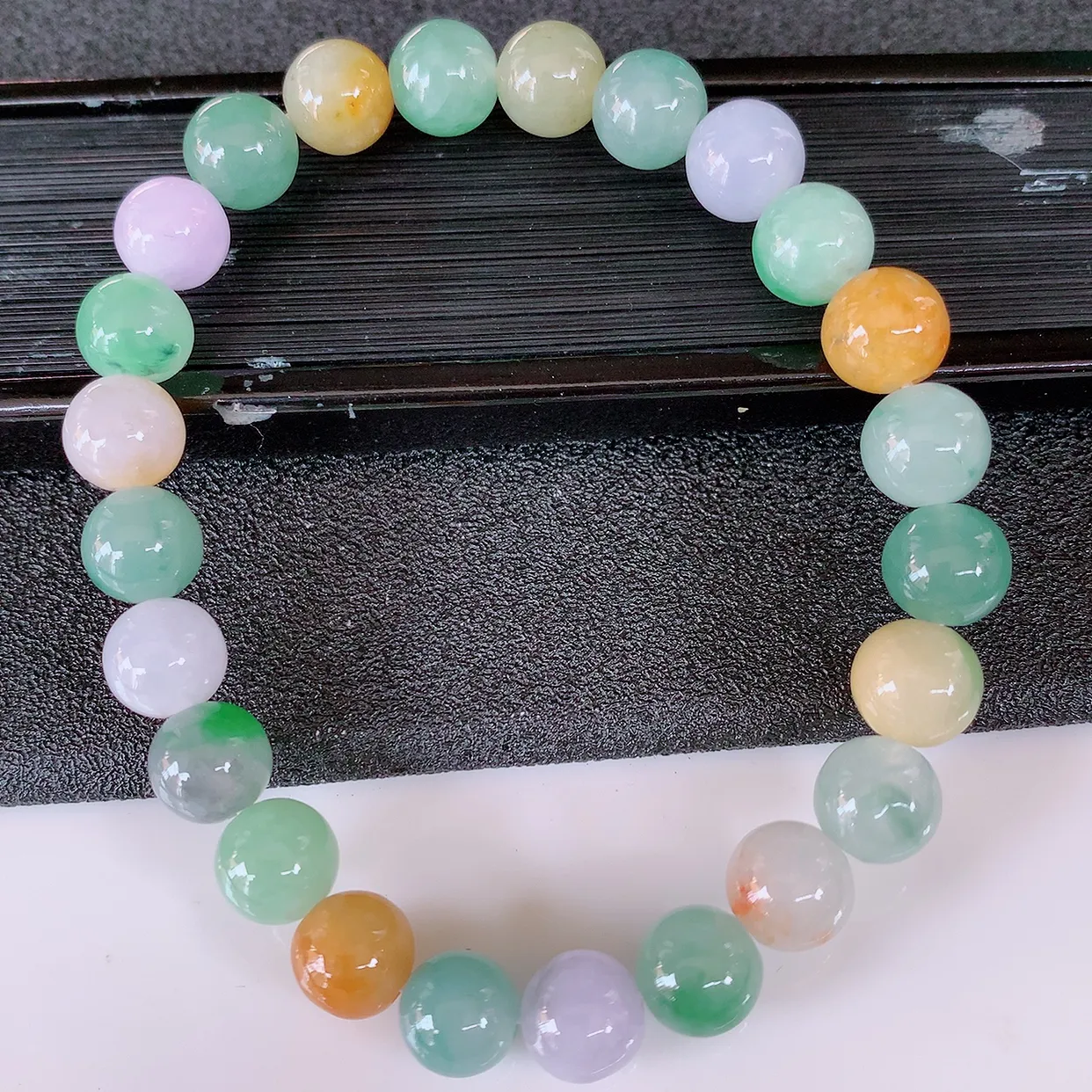 自然光实拍，冰润多宝翡翠手链，多彩翡翠手串，颜色丰富，料子细腻，高档大气，自戴送礼佳品！#46.13