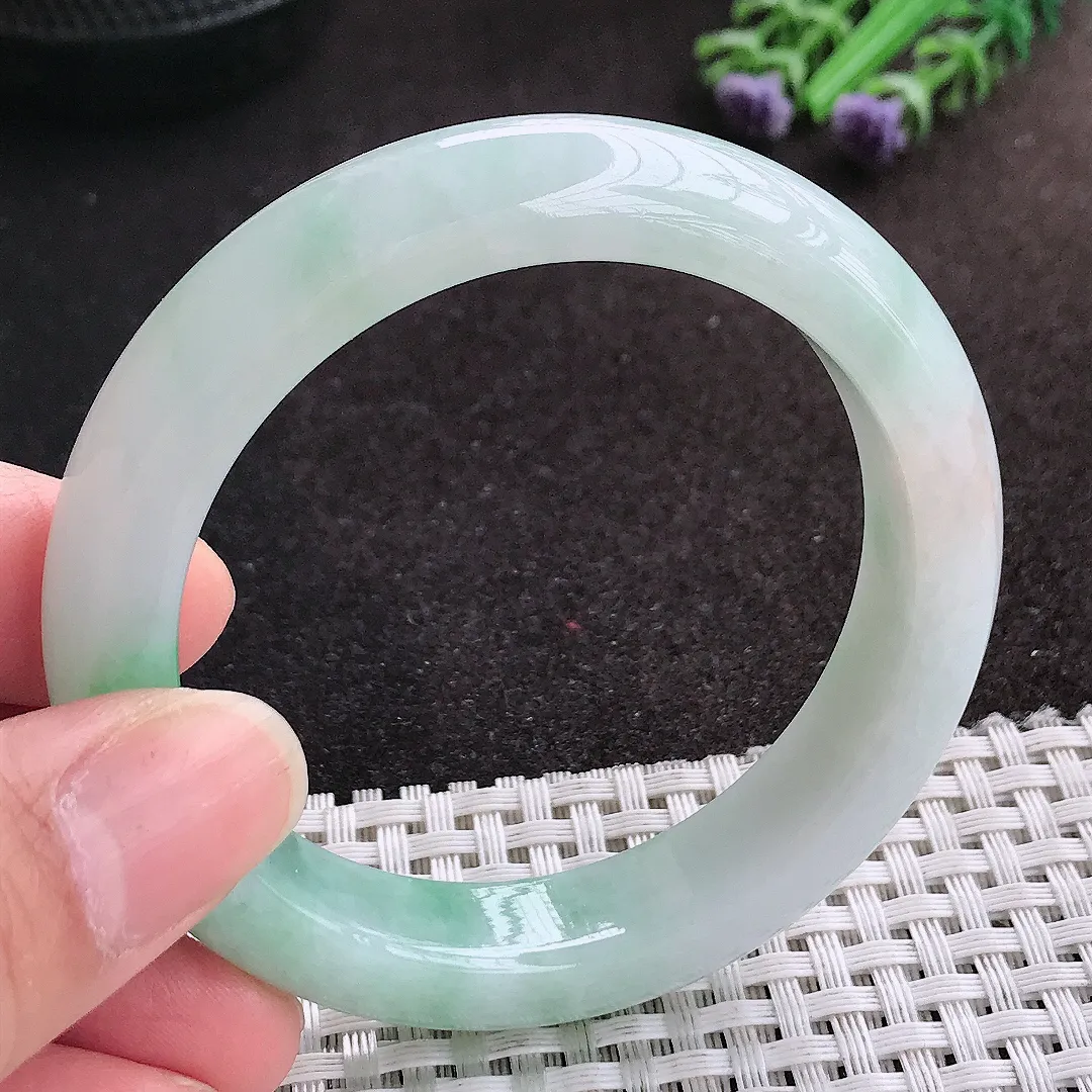 天然A货翡翠52.8/12.4/8.6老坑冰润起胶飘绿手镯宽边玉镯