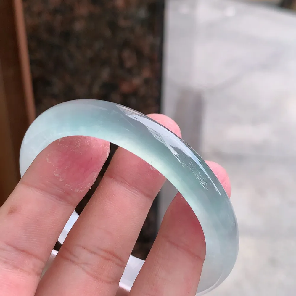 贵妃冰玻蓝水 无瑕 尺寸:53.5/41.1/9.1/7.4 种色俱佳