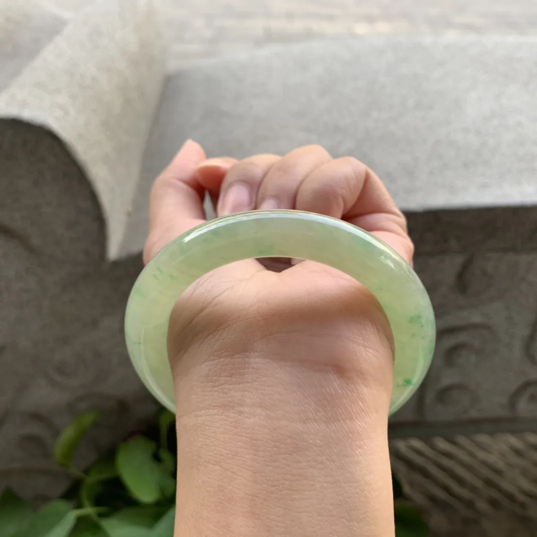 圈口54.8-10 【冰翡飘绿圆条手镯】圆条54 55可戴