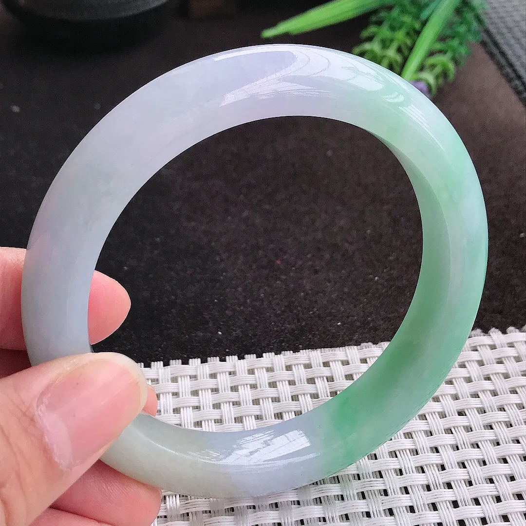 天然A货翡翠61.5/12.4/10.3老坑冰润大圈口春带彩手镯宽边玉镯