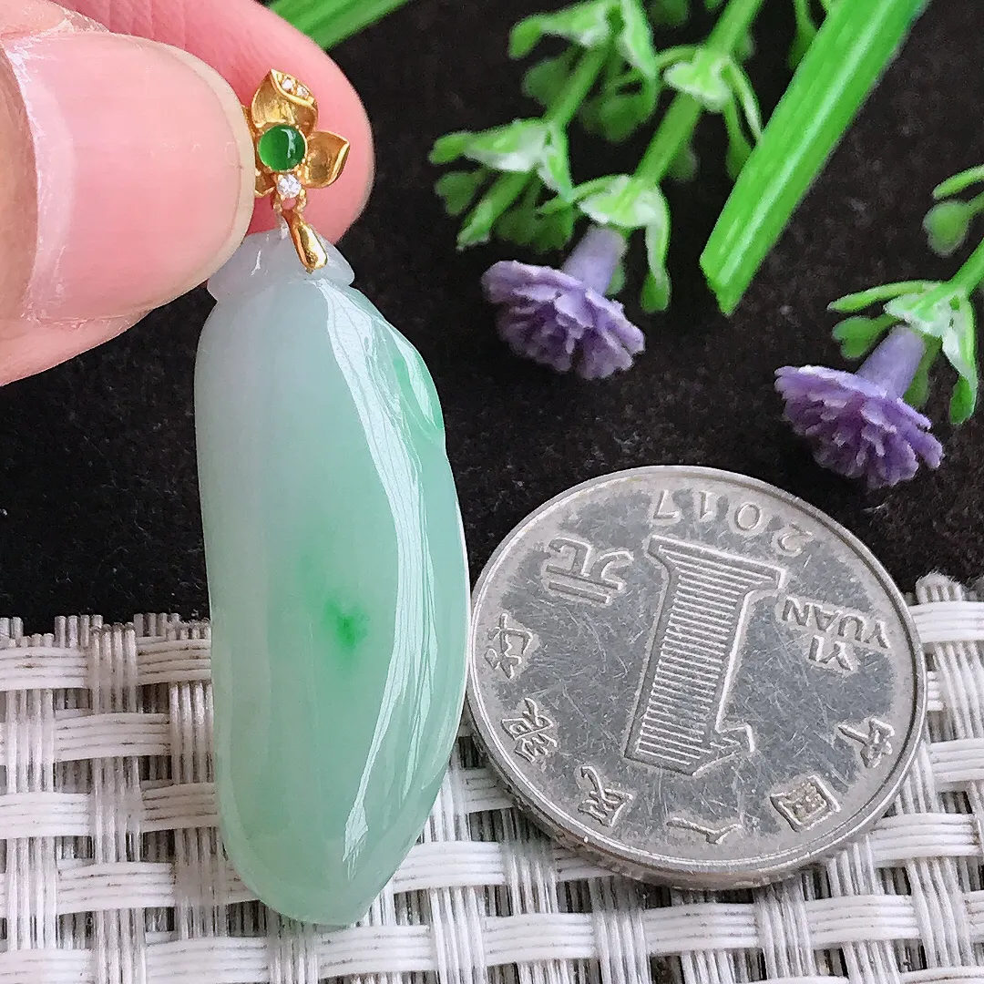 天然A货翡翠34.8/13.2/6.5老坑18k金镶嵌冰胶水灵飘绿福瓜吊坠翡翠挂件