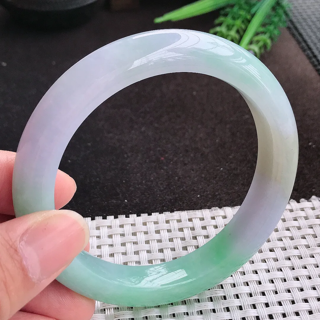 天然A货翡翠61.5/12.4/10.3老坑冰润大圈口春带彩手镯宽边玉镯