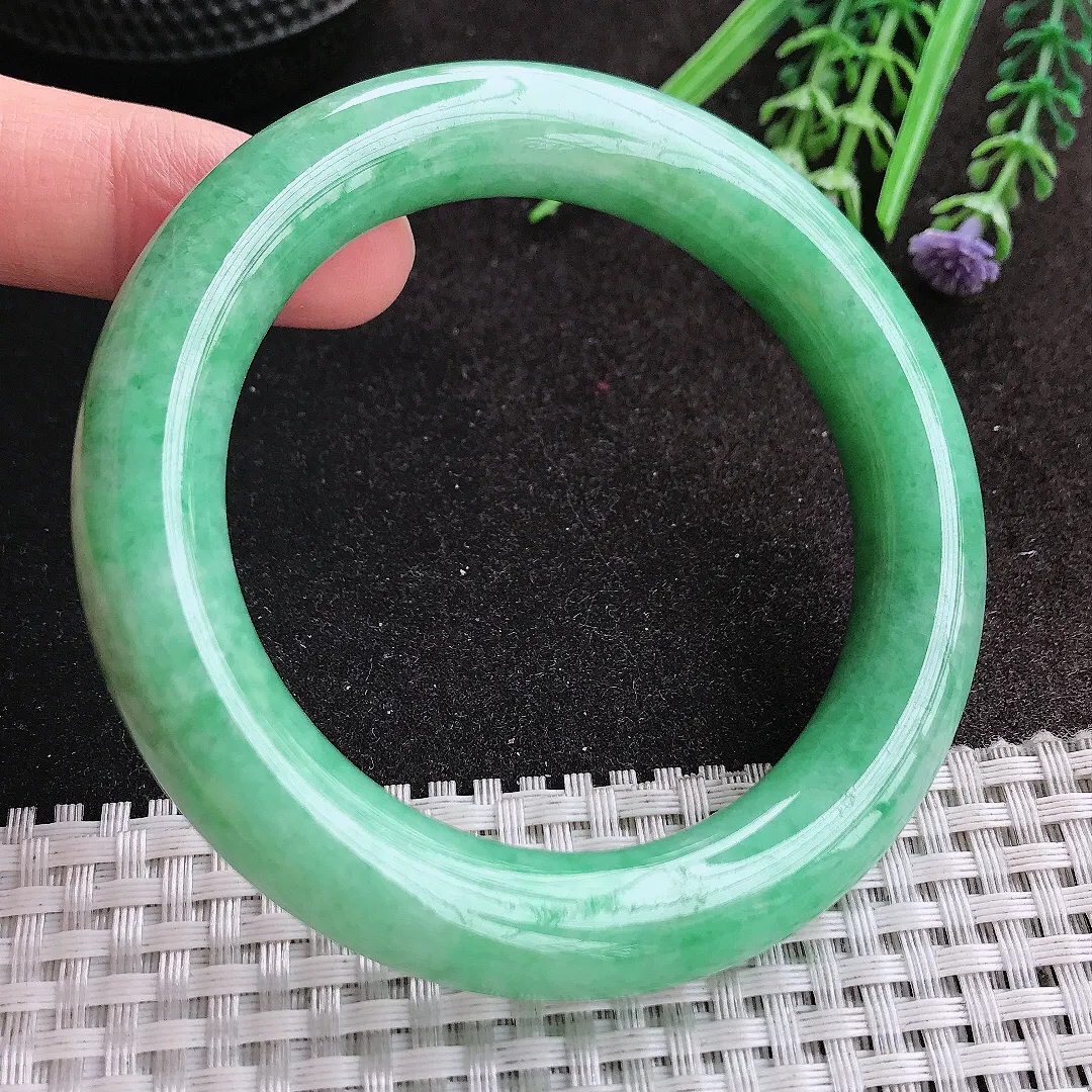 天然A货翡翠56.8/11.6老坑温润满绿胖圆条手镯玉镯