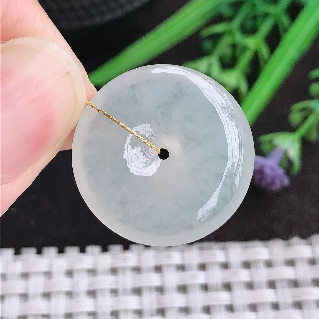 天然A货翡翠22.7/5.6老坑冰胶水灵白冰平安扣吊坠翡翠挂件