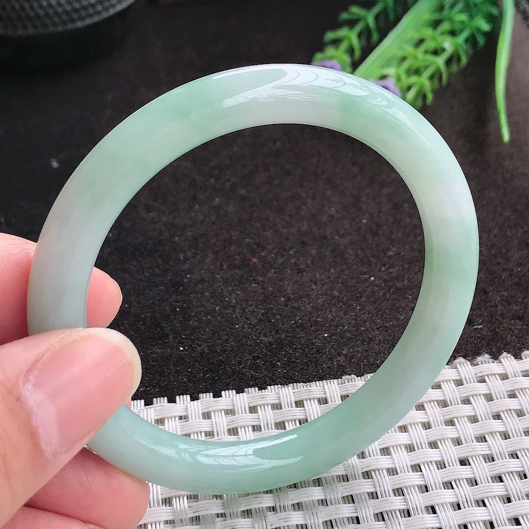 天然A货翡翠53.5/7.9/8.3老坑冰润水灵冰晴圆条手镯玉镯