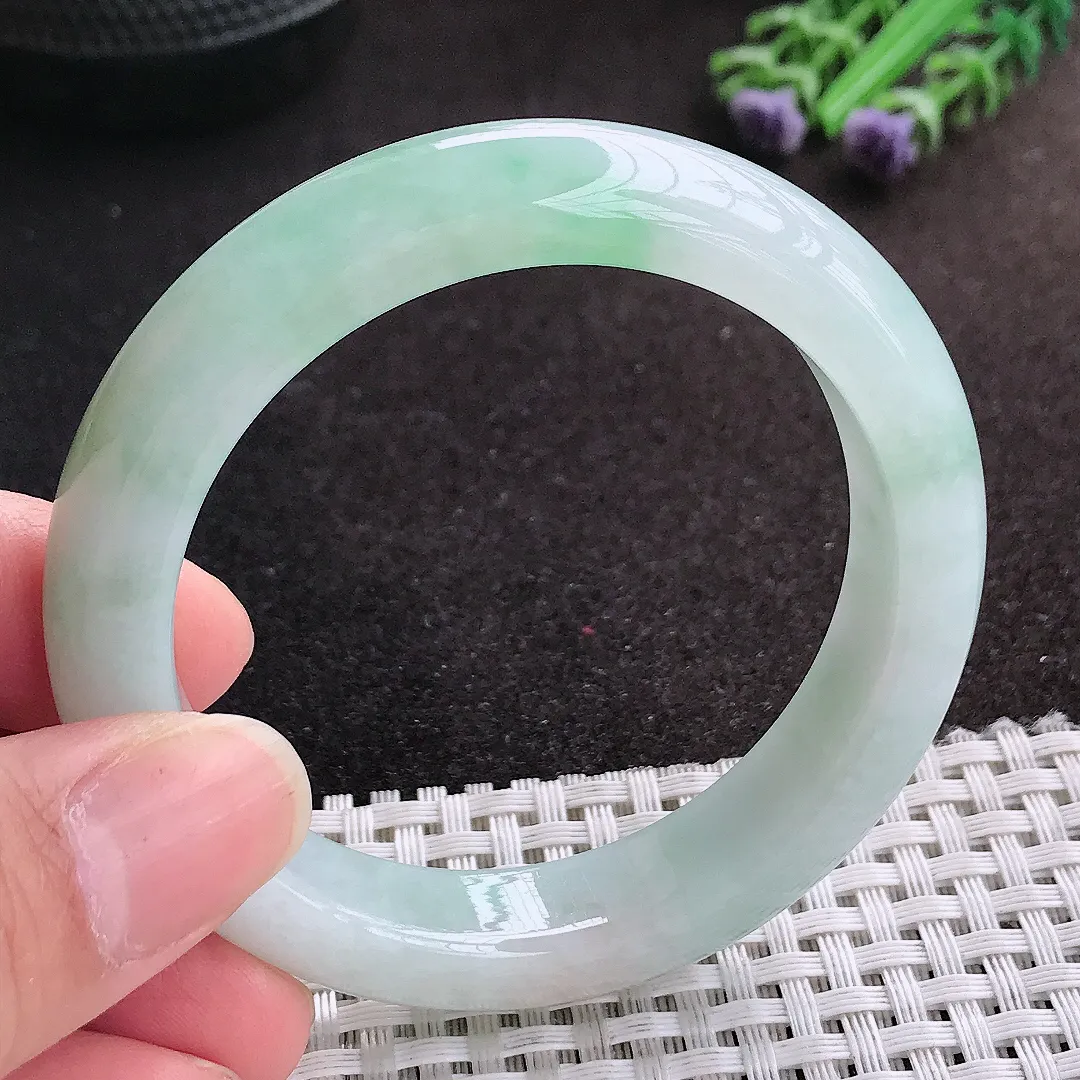 天然A货翡翠52.8/12.4/8.6老坑冰润起胶飘绿手镯宽边玉镯