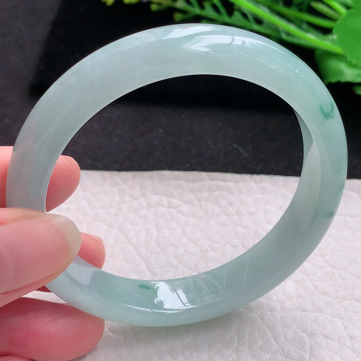 nr自然光57.5*12*7.5平安镯 翡翠a货玉手镯冰飘花秀气宽边玉手环