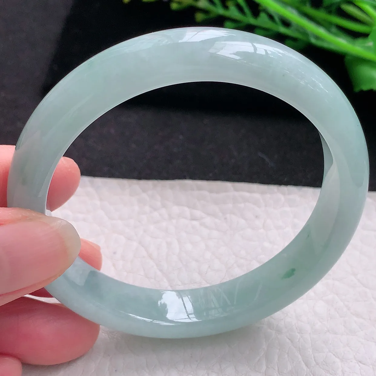 nr自然光57.5*12*7.5平安镯 翡翠a货玉手镯冰飘花秀气宽边玉手环